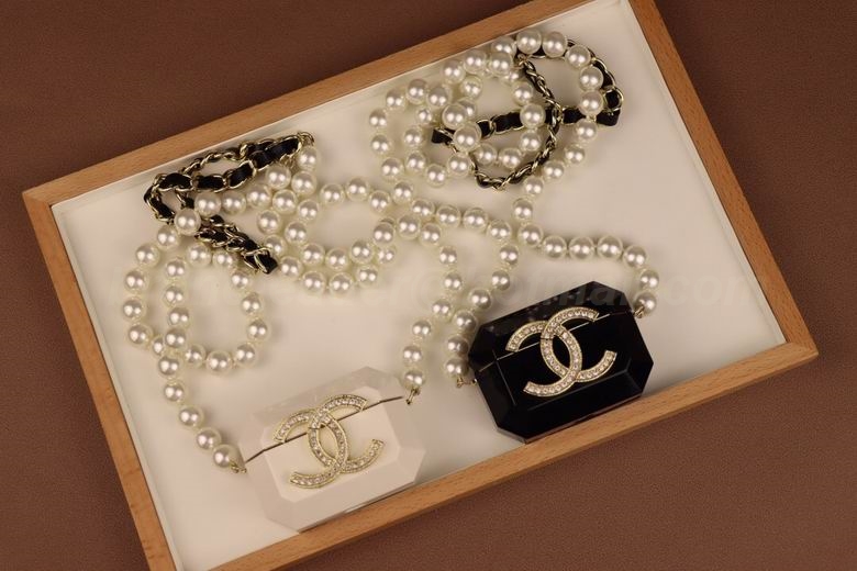 Chanel Necklaces 124